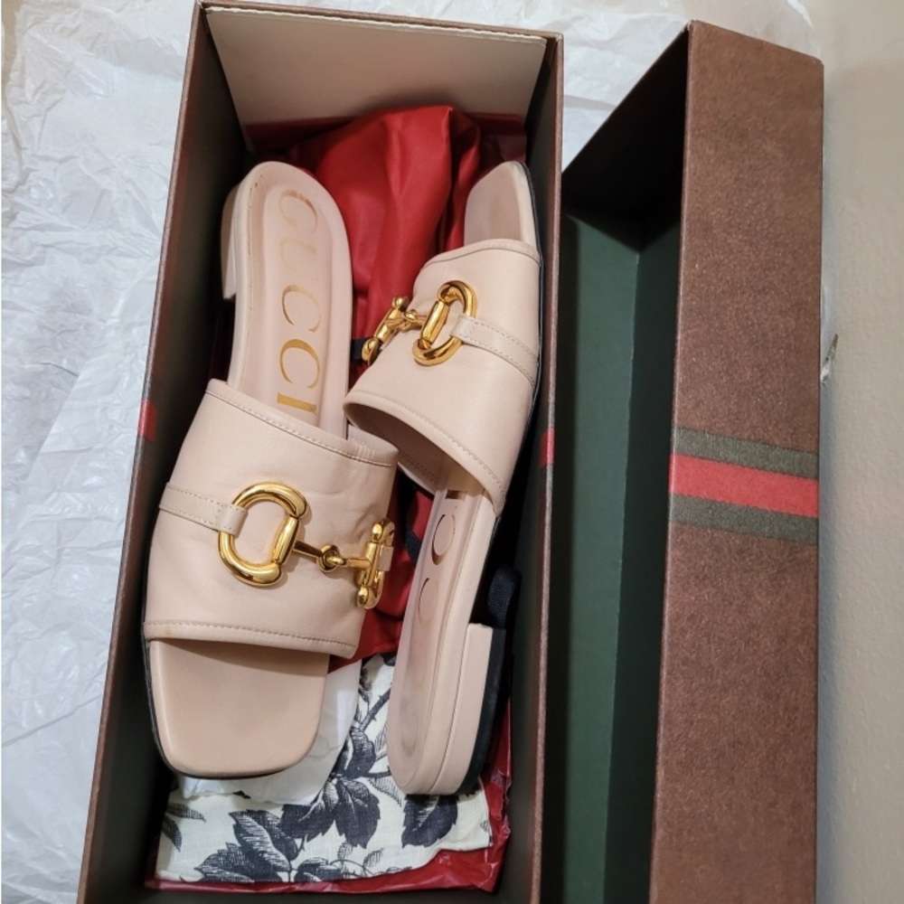 Authentic Gucci Horsebit Flat Sandals - Picture 3 of 7